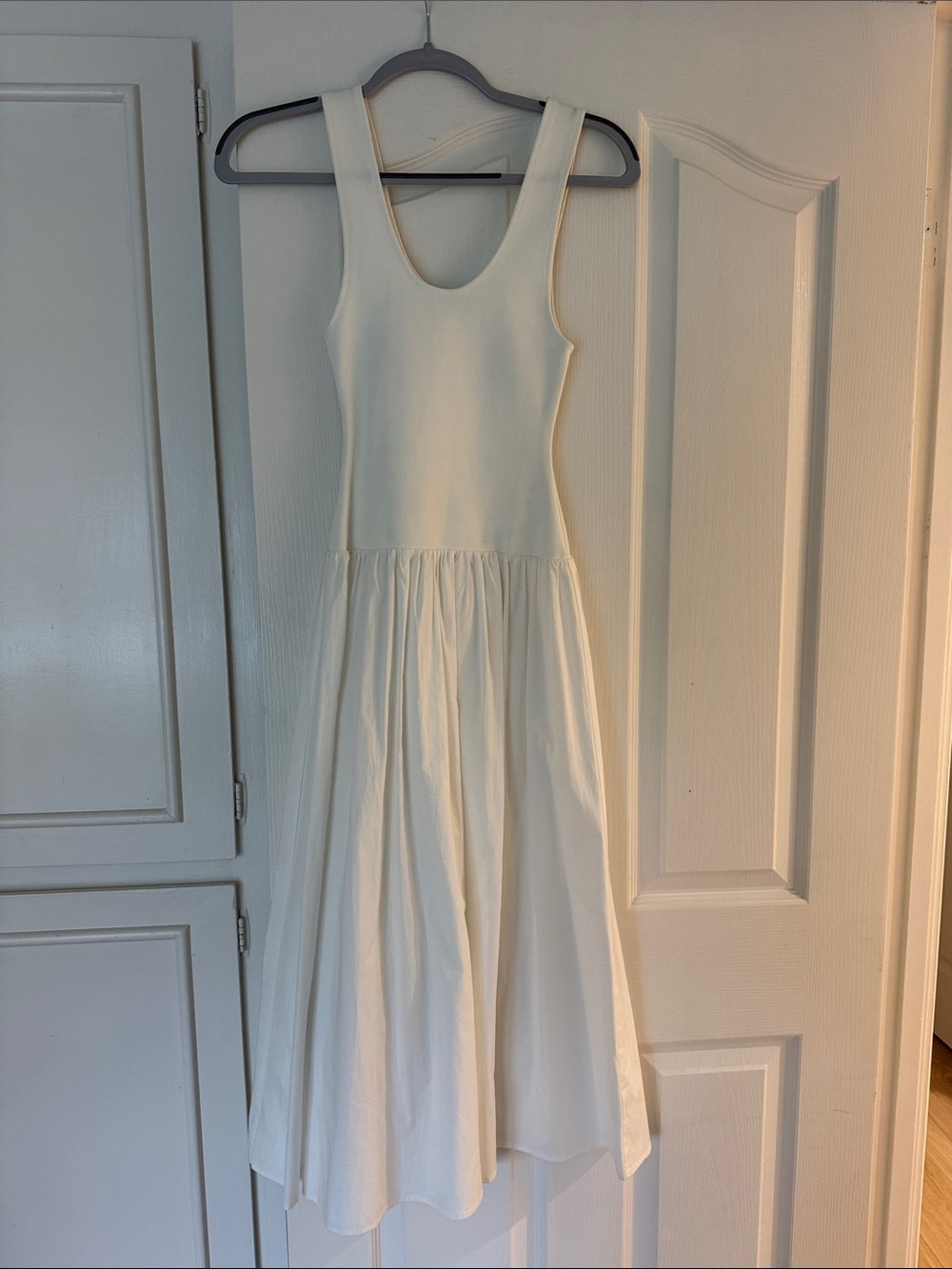 WeWoreWhat White Midi Dress - Elegant Scoop Neck